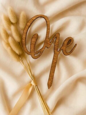 Cake topper en bois